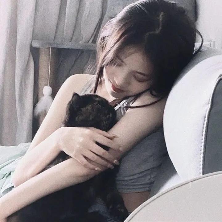 哎吔少女